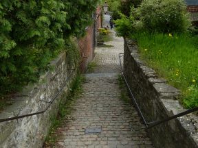 Marches près du moulin.