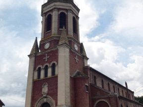 L’église de Manicamps.