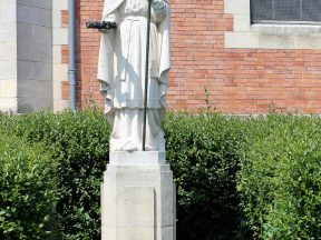 Statue St Médard.