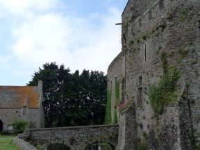 Le pont de pierre.