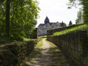L’église Saint Sauveur.