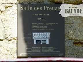 Panneau d'information.