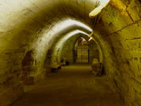 Caves du château.