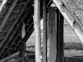 Cabane de filage de laine.
