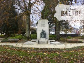 Le monument des champs élysées.