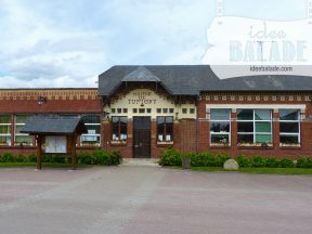 Mairie-école.