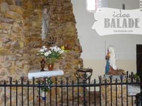 Réplique grotte de Lourdes.